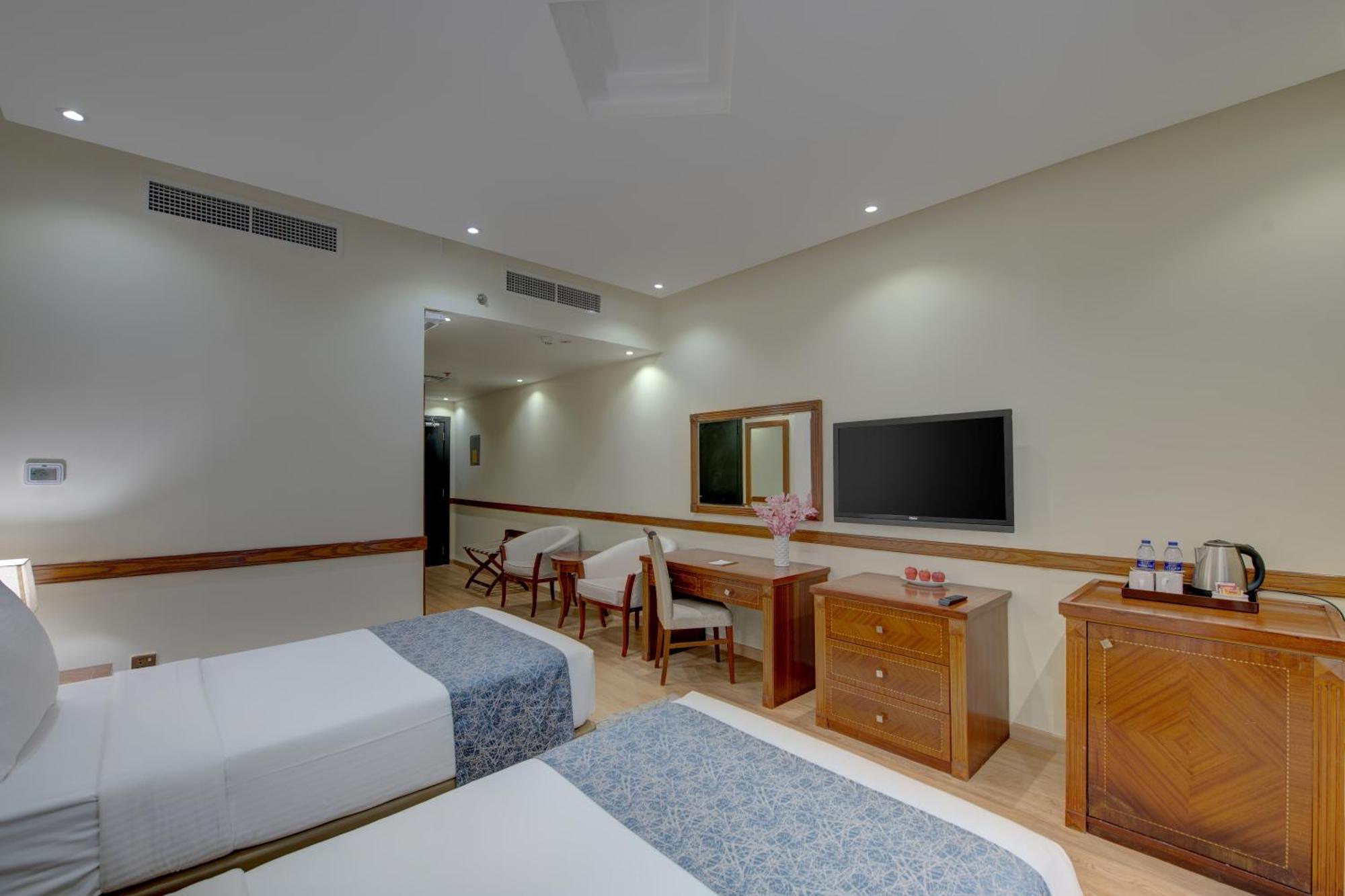 Vendome Plaza Hotel Dubai Exterior foto