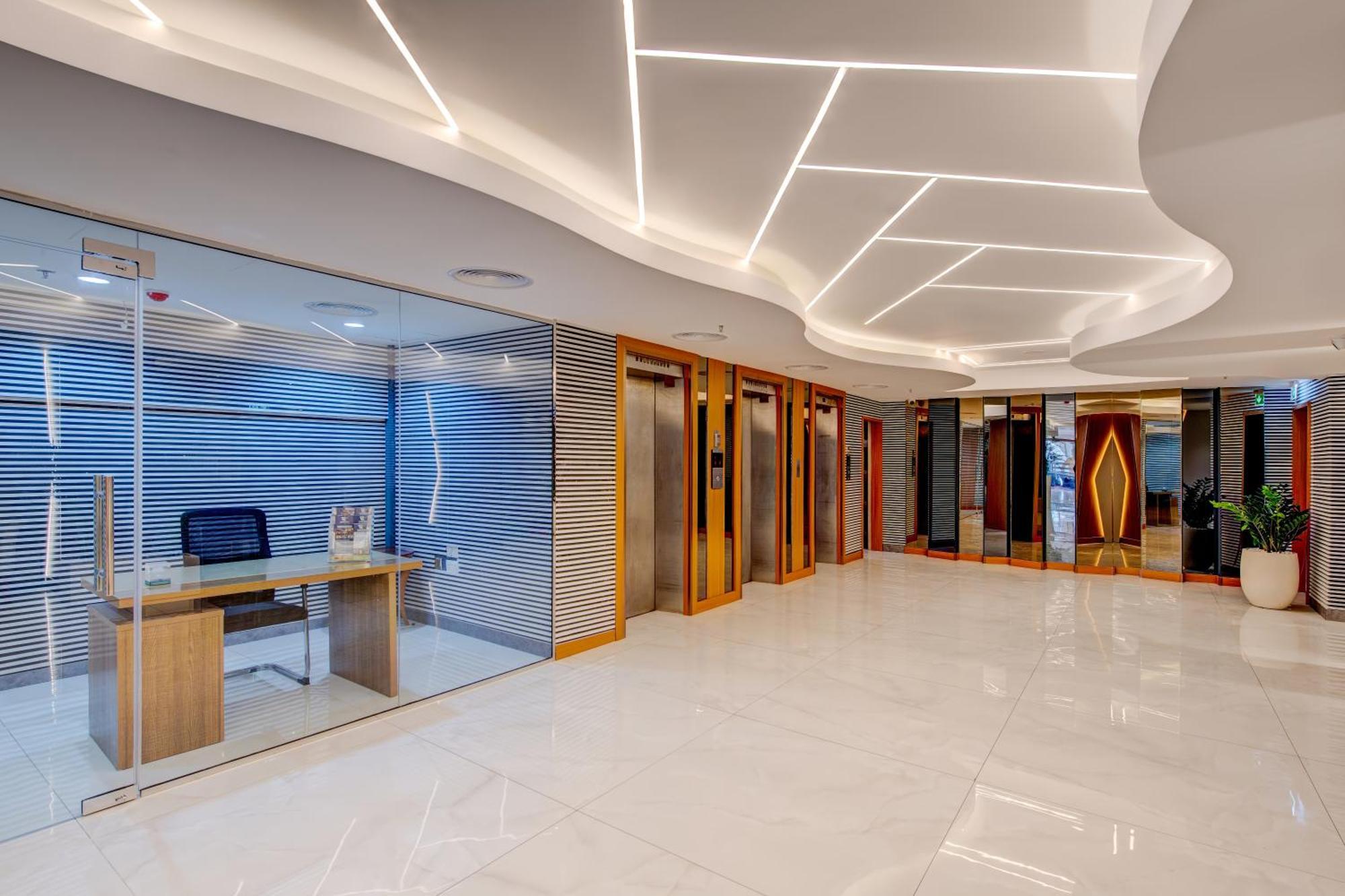 Vendome Plaza Hotel Dubai Exterior foto